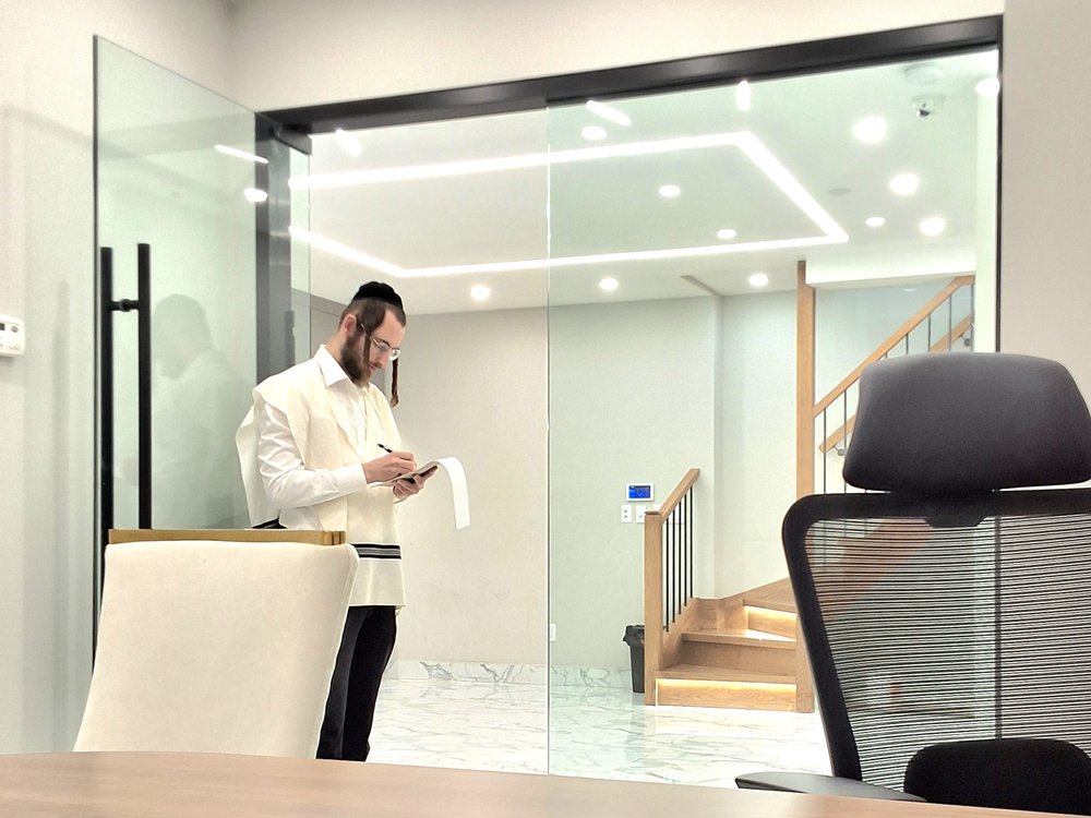 Yisroel Wachsman at work